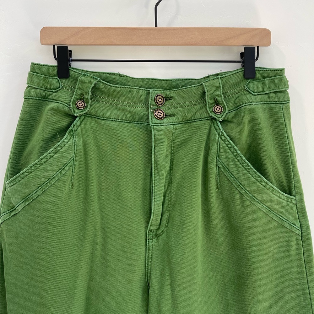 Pilcro from Anthropologie green wide leg cotton cargo pants. Size 31.